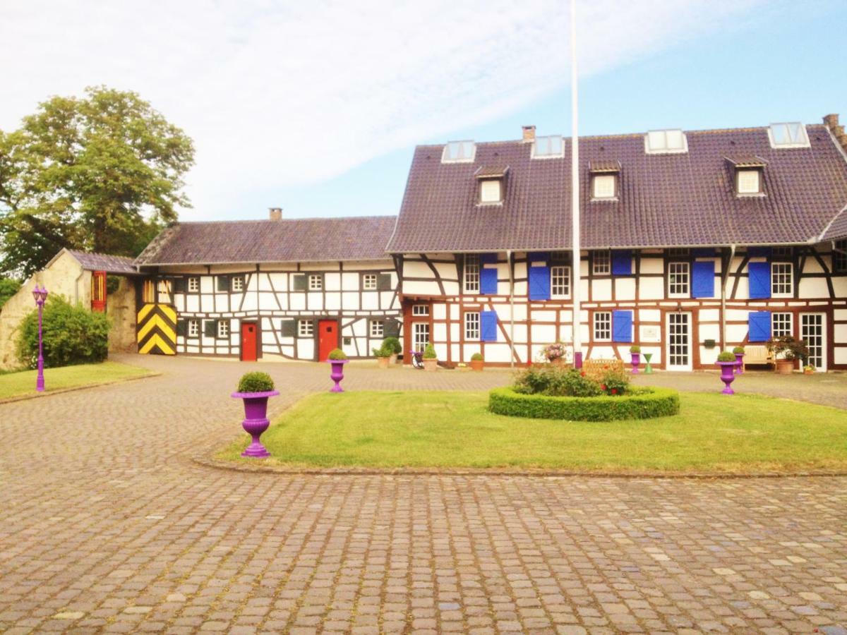 Kleeburg Hotel Euskirchen Exterior photo